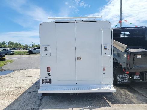Used 2023 Ford E-350 and Econoline 350 Super Duty w/ Power Windows & Locks Group RWD image 6