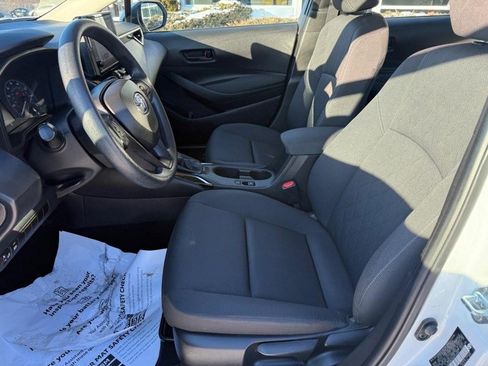 Used 2024 Toyota Corolla LE image 16