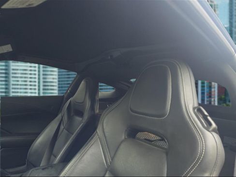 Used 2019 Chevrolet Corvette Stingray Coupe w/ 1LT image 5