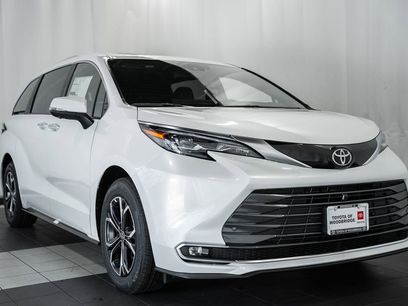 New 2026 Toyota Sienna Platinum