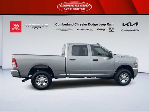 Used 2024 RAM 3500 Tradesman w/ Chrome Appearance Group image 8