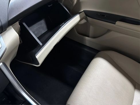 Used 2015 Honda Accord EX-L image 26