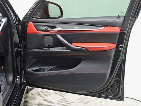 Used 2019 BMW X6 M w/ Executive Package image 37