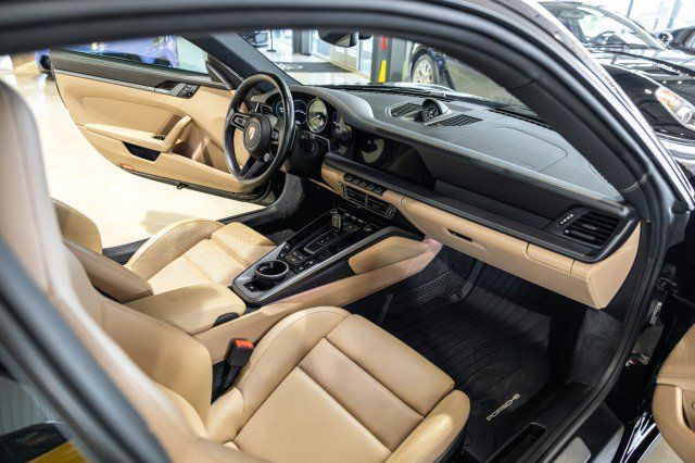 Used 2021 Porsche 911 Carrera S RWD image 10