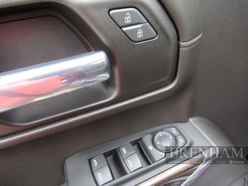 Used 2022 Chevrolet Silverado 1500 RST AWD/4WD image 14