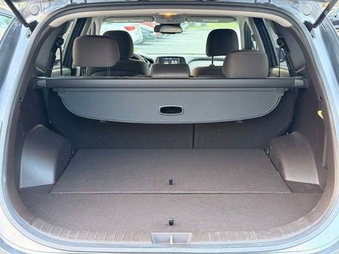 Used 2019 Hyundai Santa Fe SEL FWD image 36