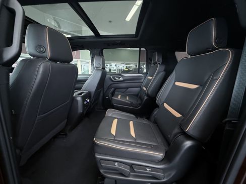 Used 2023 GMC Yukon XL AT4 w/ LPO, Floor Liner Package image 27