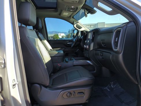 Used 2022 GMC Sierra 3500 Denali image 32