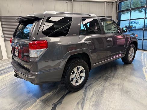 Used 2010 Toyota 4Runner SR5 AWD/4WD image 35