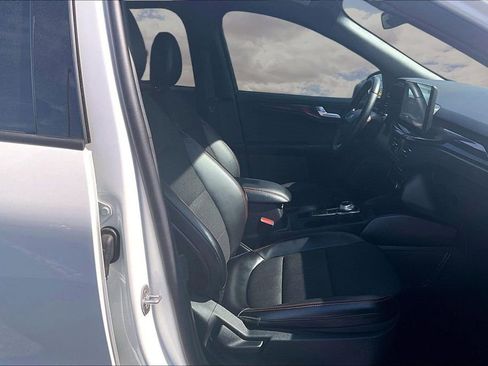 Used 2025 Ford Escape ST-Line w/ Tech Pack #1 image 28