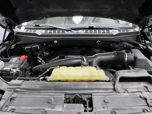 Certified 2019 Ford F150 Limited image 18