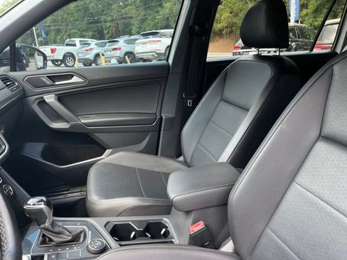 Used 2020 Volkswagen Tiguan SE R-Line w/ 3rd Row Seat Package AWD/4WD image 10
