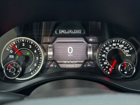 Used 2021 RAM 1500 Big Horn image 26