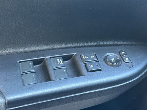 Used 2017 Honda Accord LX image 12