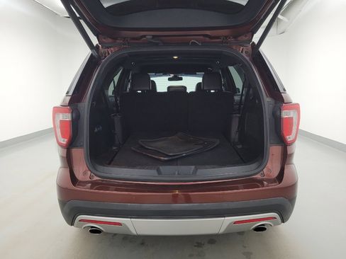 Used 2016 Ford Explorer Limited w/ Equipment Group 301A FWD image 29
