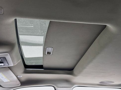 Used 2019 RAM 1500 Classic Warlock AWD/4WD image 15