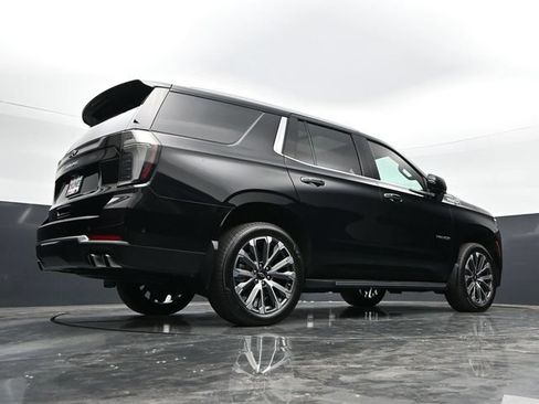 Used 2025 Chevrolet Tahoe High Country w/ Sun And Tow Package AWD/4WD image 39