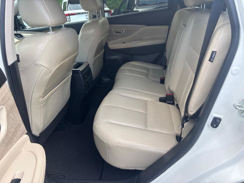 Used 2024 Nissan Murano SV w/ Cargo Package FWD image 10