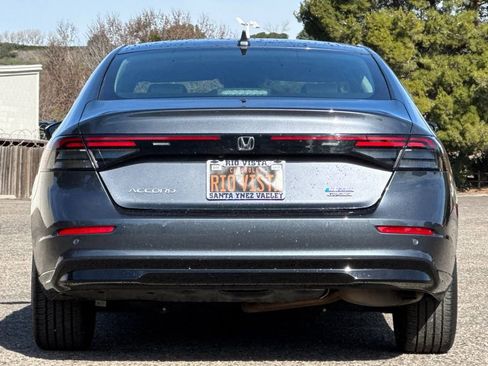 Used 2023 Honda Accord Touring image 5