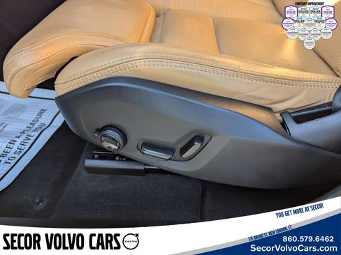 Certified 2023 Volvo XC60 B6 Ultimate w/ Protection Package Premier image 11