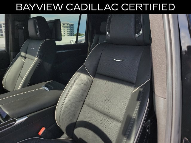 Used 2025 Cadillac Escalade ESV Premium Luxury w/ Touring Package AWD/4WD image 22