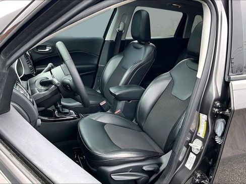 Used 2021 Jeep Compass Latitude w/ Sun and Sound Group image 23