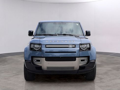 Used 2021 Land Rover Defender 110 X-Dynamic SE AWD/4WD image 2