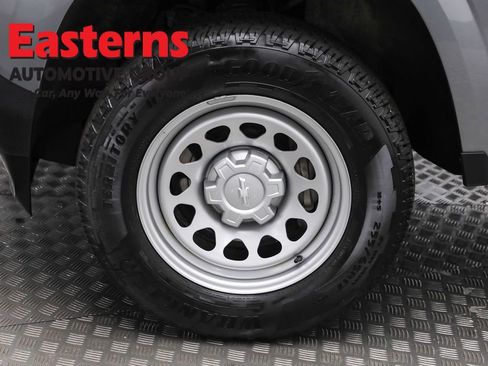 Used 2023 Chevrolet Colorado W/T RWD image 30