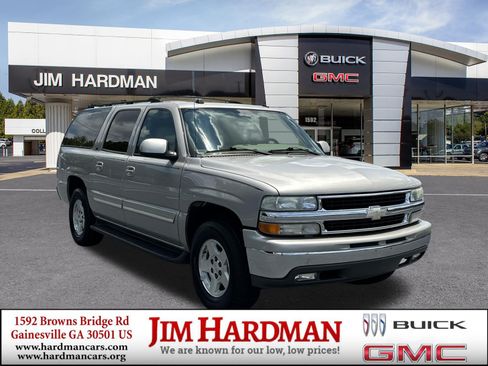 Used 2004 Chevrolet Suburban LT w/ Preferred Equipment Group RWD image 1