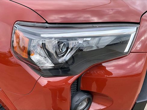 Used 2024 Toyota 4Runner TRD Pro AWD/4WD image 27