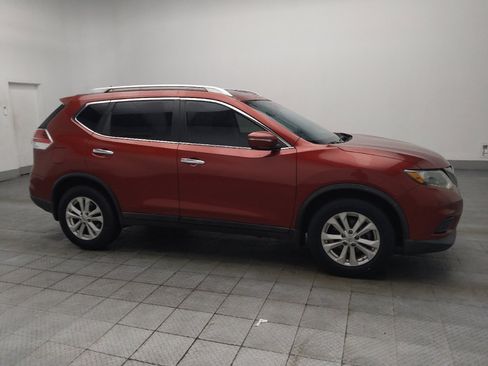 Used 2015 Nissan Rogue SV w/ SV Moonroof Package FWD image 11