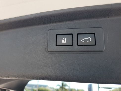 Used 2023 Subaru Outback Limited AWD/4WD image 28