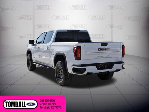 Used 2022 GMC Sierra 1500 AT4 w/ AT4 Premium Package AWD/4WD image 5