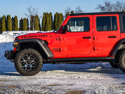 Used 2019 Jeep Wrangler Unlimited Rubicon w/ Dual Top Group image 42