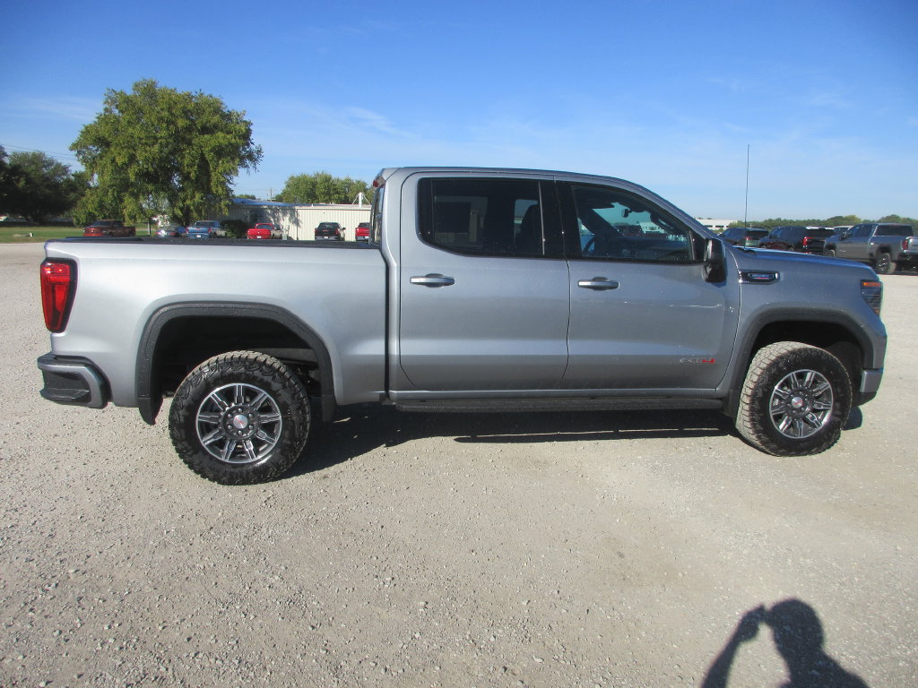 New 2026 GMC Sierra 1500 AT4 w/ AT4 Premium Package AWD/4WD image 3
