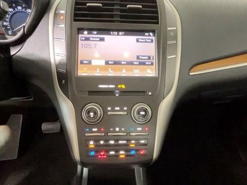 Used 2019 Lincoln MKC Reserve w/ MKC Climate Package AWD/4WD image 29