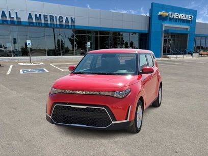 Used 2025 Kia Soul LX w/ LX Technology Package