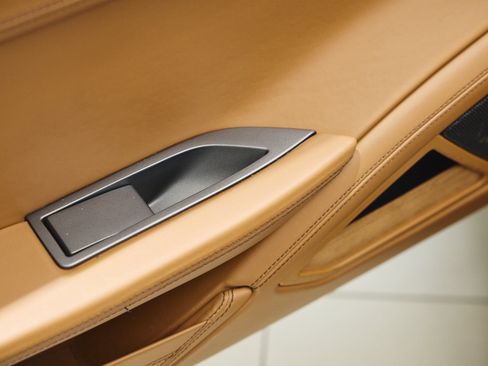 Used 2013 Ferrari 458 Spider RWD image 18
