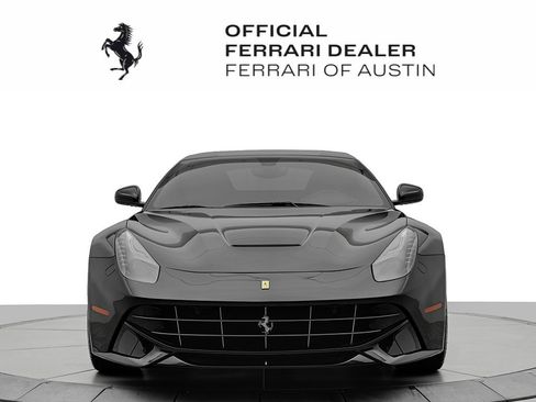 Certified 2014 Ferrari F12 Berlinetta image 8