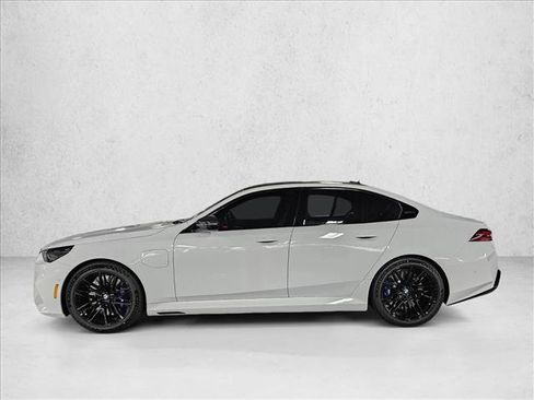 New 2027 BMW M5 w/ Carbon Package AWD/4WD image 8