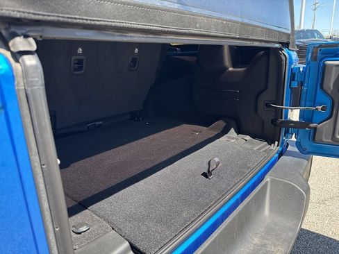 Used 2024 Jeep Wrangler Unlimited Sport AWD/4WD image 20