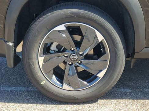 New 2026 Nissan Rogue SV image 5