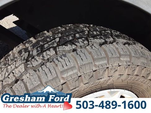 Used 2023 Ford Transit 350 XLT RWD image 32