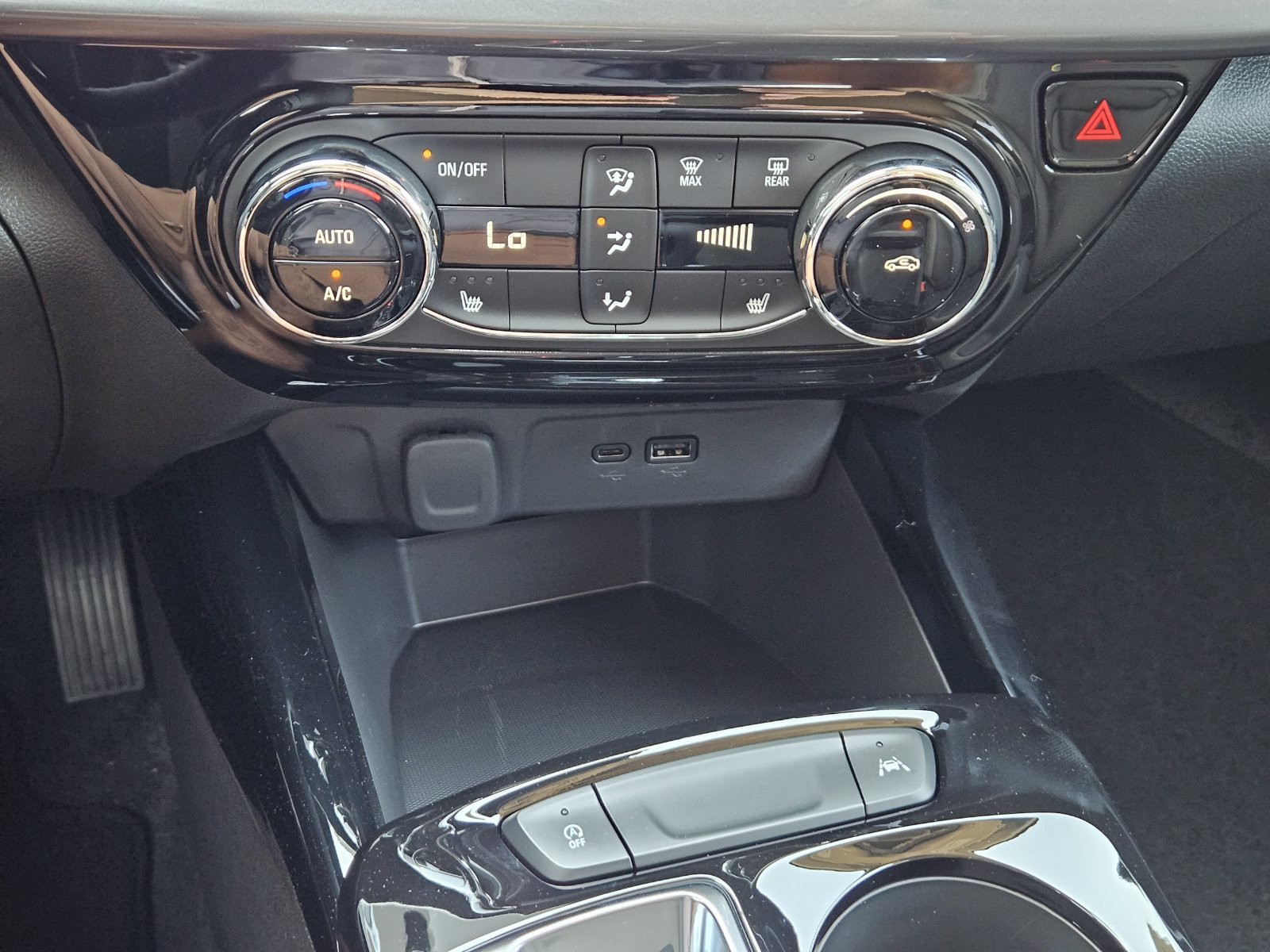 New 2026 Chevrolet Trax ACTIV w/ Driver Confidence Package FWD image 21