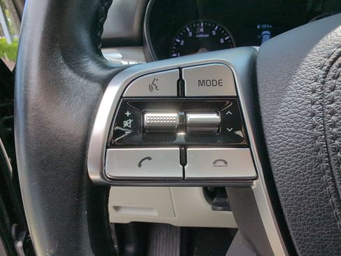 Used 2022 Kia Telluride EX w/ EX Premium Package FWD image 19