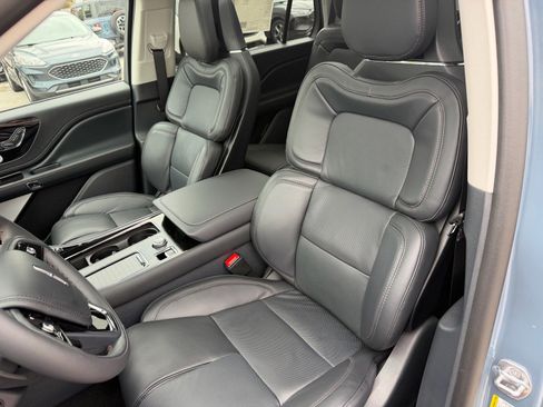 New 2026 Lincoln Aviator Reserve AWD/4WD image 31