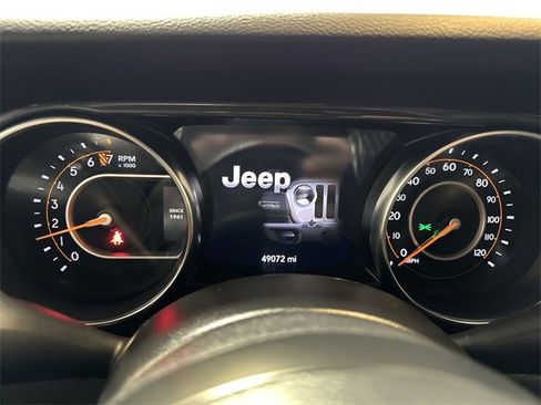 Used 2022 Jeep Gladiator Sport image 15