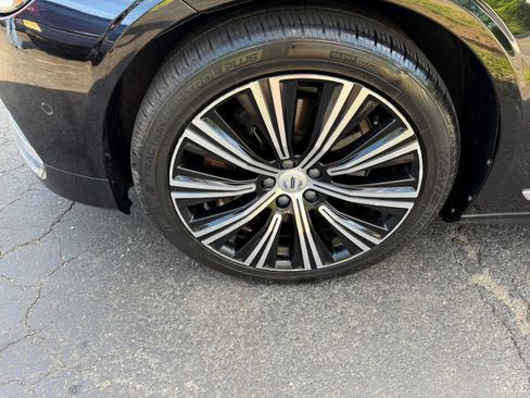 Used 2023 Volvo S90 B6 Plus AWD/4WD image 9