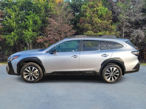 Certified 2023 Subaru Outback Limited image 22