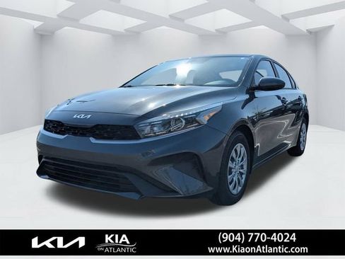 Used 2024 Kia Forte LX FWD image 7